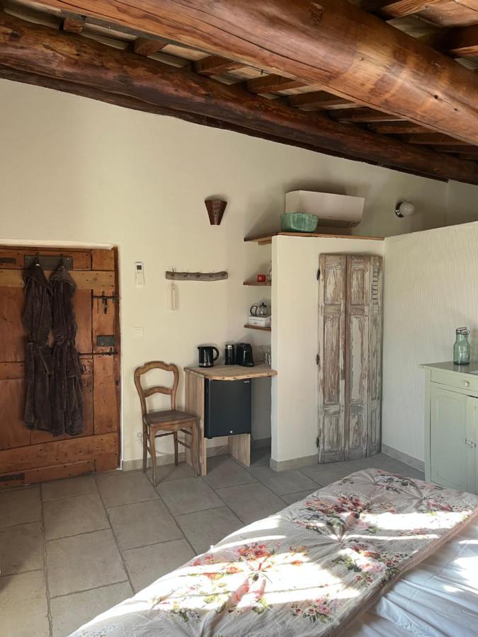 Bed and Breakfast Mas Lou Parpaioun Crestet Exteriér fotografie