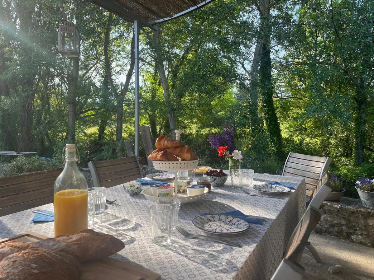 Bed and Breakfast Mas Lou Parpaioun Crestet Exteriér fotografie