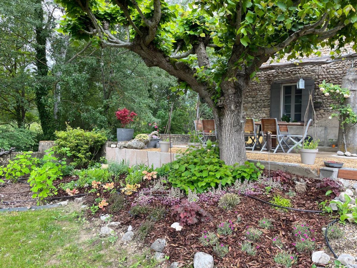 Bed and Breakfast Mas Lou Parpaioun Crestet Exteriér fotografie