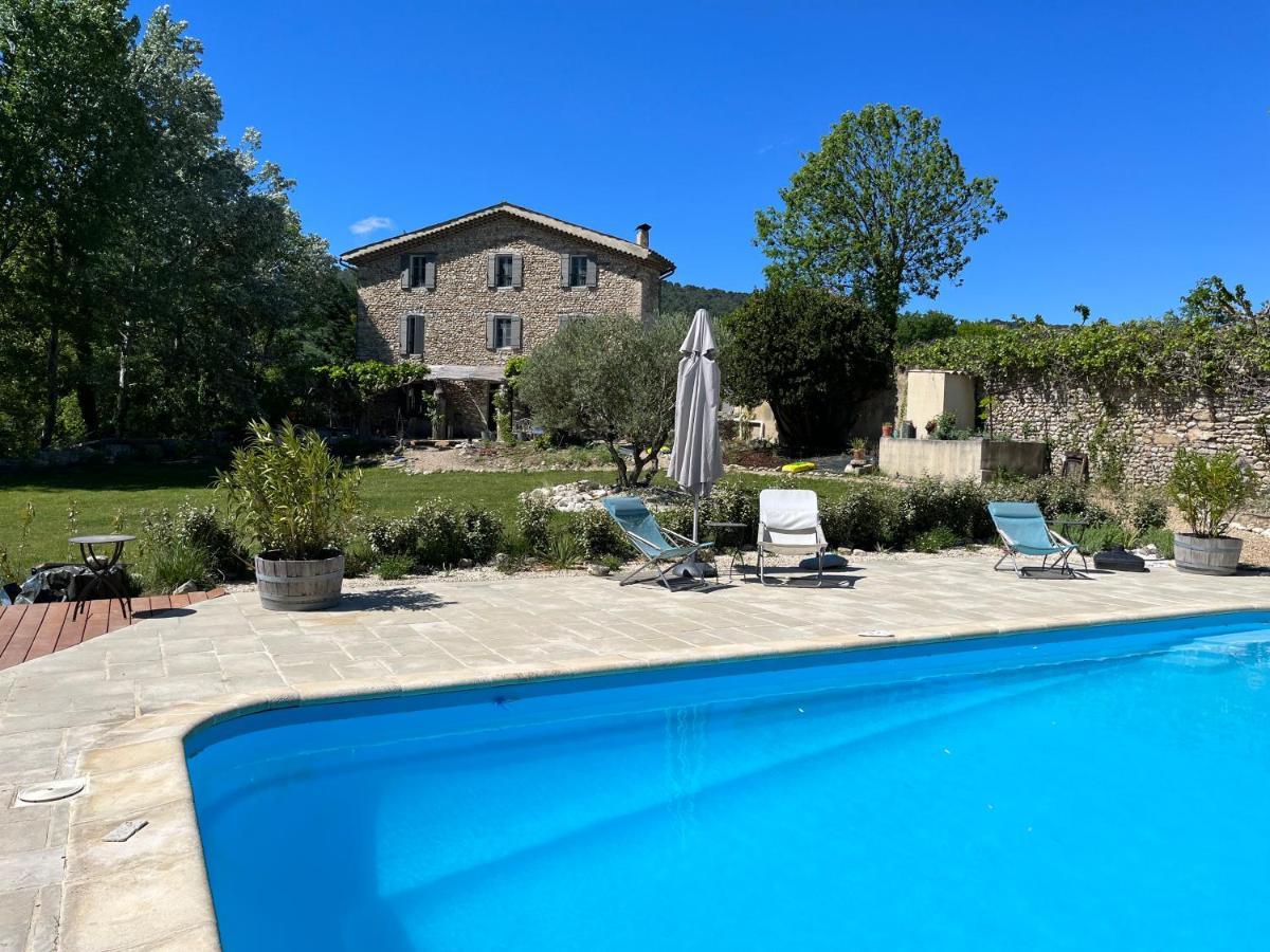 Bed and Breakfast Mas Lou Parpaioun Crestet Exteriér fotografie